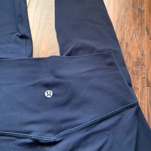 SOLD Lululemon Navy Align Leggings 25”